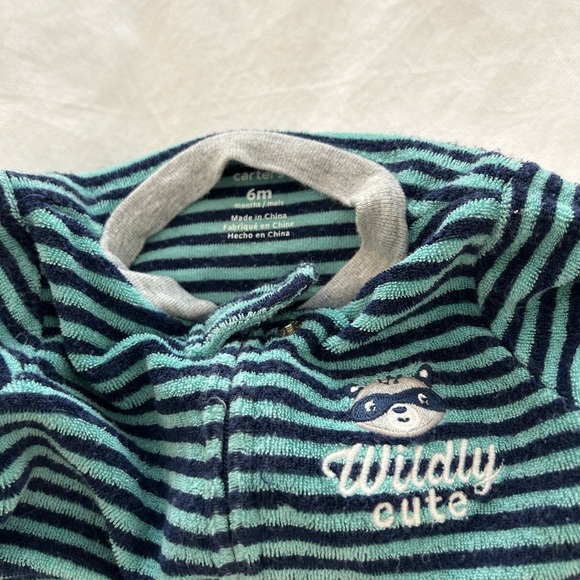 Carter’s wildly cute terry cloth footed onesie 6M - Picture 3 of 4